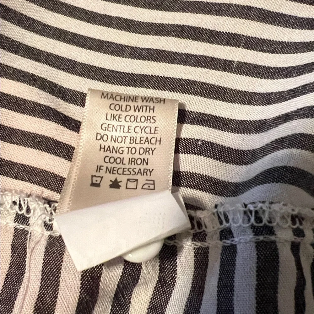 Max Studio Monochrome Striped Shirt - Picture 6 of 6